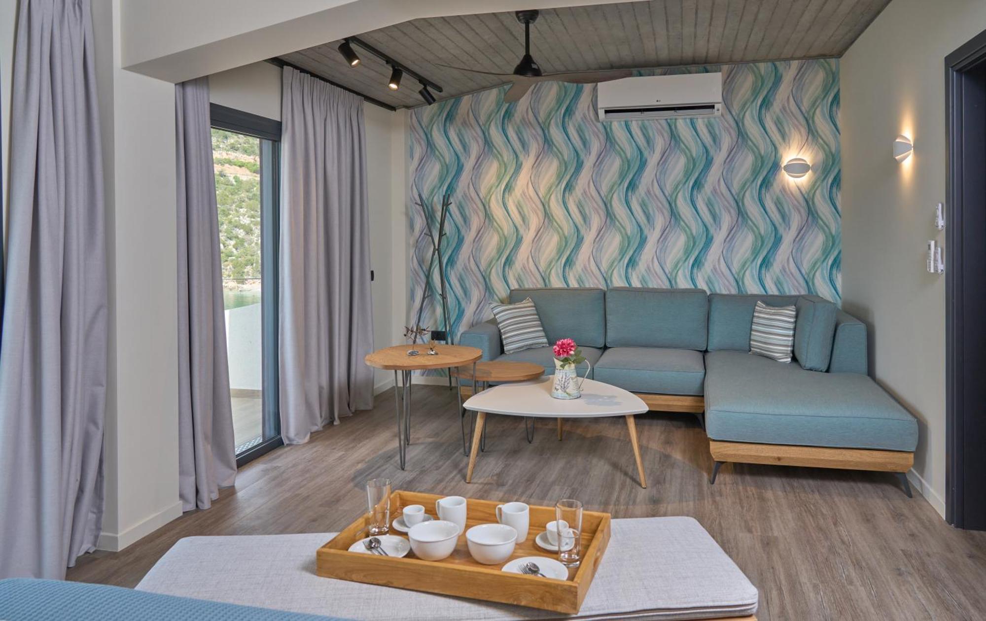 Into The Blue Suites Arkadiko Chorio Exterior photo